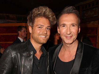 Still und heimlich! Jochen Bendel hat geheiratet - Der TV-Moderator und Freund Matthias Pridöhl haben nach 3 Jahren Beziehung JA gesagt
