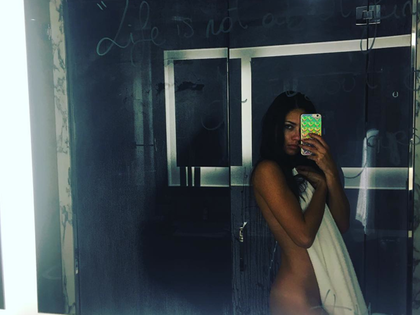 Oh, là, là! Adriana Lima postet heißes Nackt-Selfie - Das Model zeigt sich hüllenlos à la Kim Kardashian auf Instagram