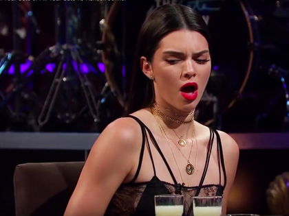 Kendall Jenner trinkt lieber Vogelspeichel als Taylor Swift zu dissen - Der "KUWTK"-Star wird in der Show von James Corden ausgefragt