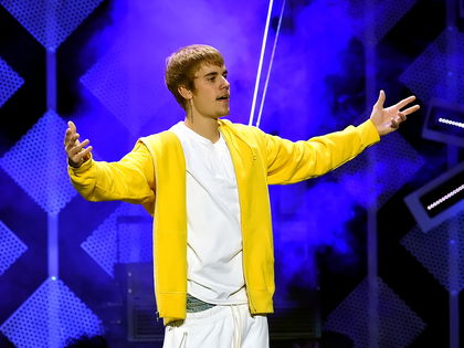 Justin Bieber muss eine hohe Strafe an Fan bezahlen! - Seine divenhaften Allüren kosten jetzt richtig Geld