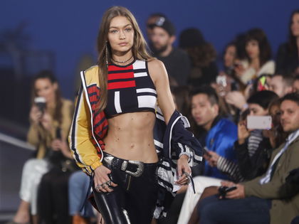 Gigi Hadid immer dünner: Nach 14 Uhr isst sie gar nichts mehr! - Das Model hat "dem Druck, auf dem Laufsteg klapperdünn sein zu müssen, nachgegeben"