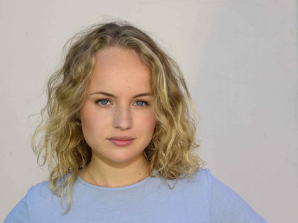 Krass! So stark wird „GZSZ“-Darstellerin Luise von Finckh im Netz gemobbt - Auf Facebook hetzen User gegen die Soap-Darstellerin