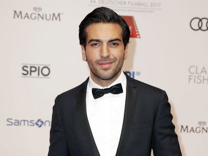 Sexy Sixpack: So heiß zeigt sich Elyas M'Barek auf Instagram - Der "Fack Ju Göhte"-Star postete ein heißes Selfie vom Set