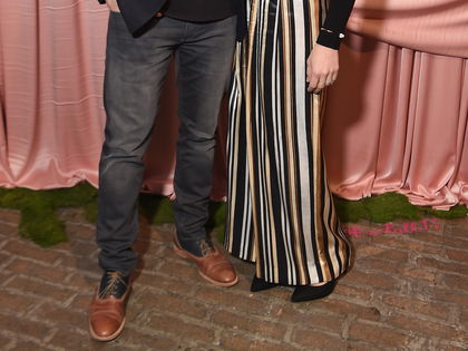Baby-Schnappschuss: Jason Biggs schwangere Frau zeigt sich nackt mit Sohn Sid - Die ungewöhnlichen Familien-Schnappschüsse von dem "American Pie"-Star und Frau Jenny Mollen