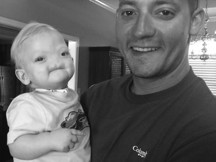Eli Thompson: Baby ohne Nase ist tot - Auf Facebook findet Vater Jeremy Finch jetzt rührende Worte