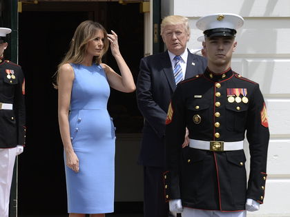 Melania Trump: Heißes Gerücht! Ist sie schwanger? - Neue Fotos sorgen für Getuschel - Versteckt die First Lady hier etwa einen Babybauch?