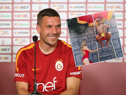 Lukas Podolski: Über diese Penis-Panne lacht das Netz - Fans witzeln: "Poldi ist auf jeder Position weltmeisterlich"