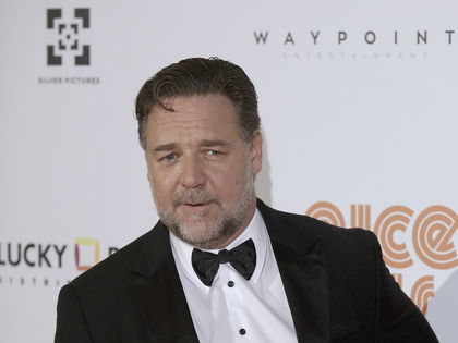 Ist Russell Crowe ein Vergewaltiger? Ehemalige Mitschülerin packt aus - Jennifer Burgess: "Ich erinnere mich daran, nein gerufen zu haben, nein geweint zu haben, nein, nein, nein"