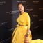 Plötzlich RIESIG! Brust-OP bei Rihanna?  - Auch der knallgelbe Look kann nicht vor dem prallen Anblick unter ihrem Shirt ablenken...