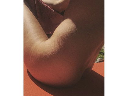 Model Marie Nasemann: Sie zieht komplett blank auf Instagram - So kennen wir das brave Model sonst gar nicht. Was steckt dahinter?
