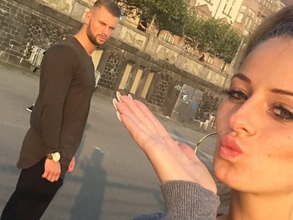 „Love Island“: Das nächste Liebes-Aus! Linda erteilt Basti eine Abfuhr - Die beiden TV-Stars lieferten sich einen öffentlichen Zickenkrieg