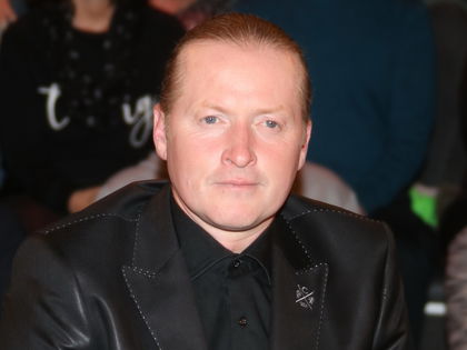 Joey Kelly: Trauriges Geständnis über seinen Vater - In der VOX-Doku "Die Kelly Family" sprach der Sportler offen über Dan Kelly