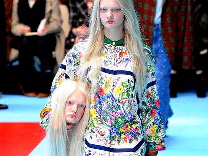 Horror-Show von Gucci: Models tragen ihren Kopf in der Hand! - Designer Alessandro Michele schockt auf der Fashion Week in Mailand mit seiner Catwalk-Inszenierung