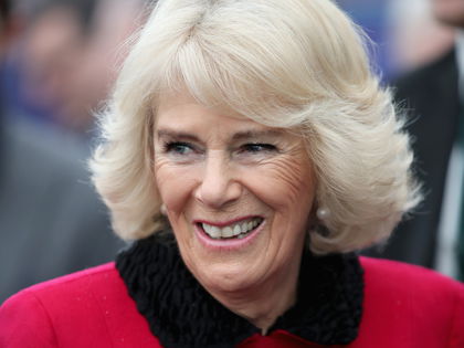 Prinz Charles verordnet Camilla Schönheits-OPs! - Was ist auf einmal mit Charles los?