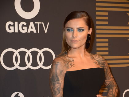 Sophia Thomalla: Nackt-Foto sorgt für Spott und Häme - Das Model hatte via Instagram eine große News angekündigt 