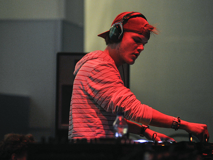 Avicii: Also doch! Trank er sich in den Tod? - So ernst war das Alkoholproblem des Star-DJs wirklich