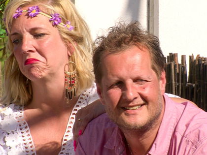 Daniela Büchner: Sie zeigt im "Sommerhaus der Stars" ihre Brüste! - Kann sie damit das Ruder noch einmal rumreißen?