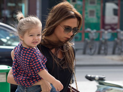 Victoria Beckham: Harpers neue Frisur sorgt für Zoff mit David - Warum macht sie Harper zu ihrem Mini-Me?