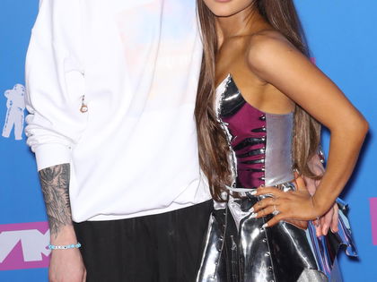 Ariana Grande: Halt endlich die Klappe, Pete! - Die Sängerin schämt sich für ihren Verlobten