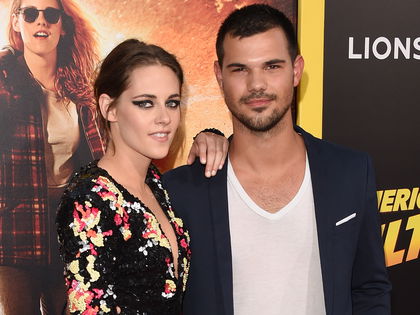 Kristen Stewart und Taylor Lautner: Was läuft bei den "Twilight"-Stars? - Auf aktuellen Bildern wirken die Schauspieler eng vertraut