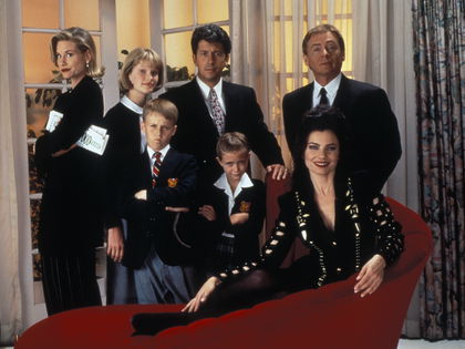 „Die Nanny“: So krass haben sich die Stars verändert - Serienstars feiern Mini-Reunion