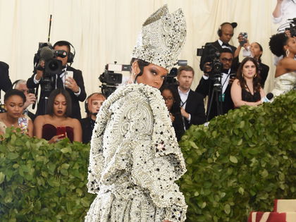 Was ist die Met-Gala? Alles, was du wissen musst - Ein Star-Event mit rührendem Background