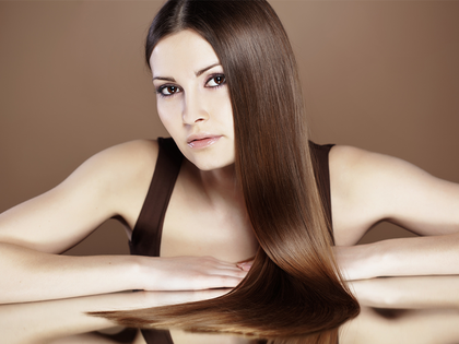Peeling-Shampoo: Die Geheimwaffe für glänzende Haare - Optimale Pflege vom Ansatz bis in die Spitzen
