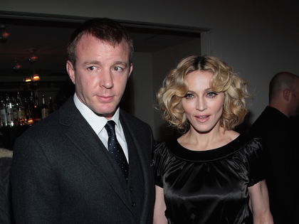 Madonna und Guy Ritchie: Mega-Zoff wegen Toyboy - "Guy findet, dass Madonna ein lächerlicher Mensch ist"