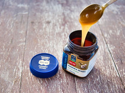 Manuka Honig im Test - Dieser Honig ist gesund und ein Bestseller bei Amazon