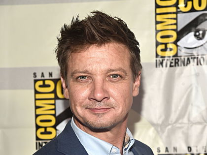 Jeremy Renner: Frisch verliebt in SIE? - "Es wird definitiv geflirtet"