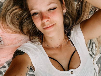 Anne Wünsche: Nackt! - Mit einem freizügigen Foto strotzt sie ihren Hatern