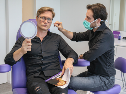 Nico Schwanz beim Beauty-Doc: Darum hat er's getan - Verjüngungskur dank "Mascu-Look"