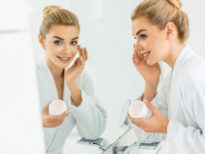 Anti-Aging: In Sekunden zu straffer Haut dank Drachenblut - Das Beauty-Geheimnis aus Südamerika