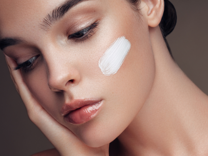 Fettige Haut: Dieser 8-Euro-Primer mattiert wie ein Puder