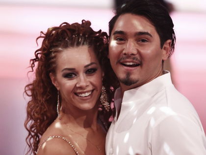 "Let's Dance"-Star Oana Nechiti: So läuft es wirklich hinter den Kulissen - Oana Nechiti & Erich Klann packen in ihrem Podcast aus
