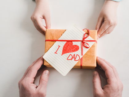 Vatertag 2025: Die schönsten Geschenkideen für unseren Daddy