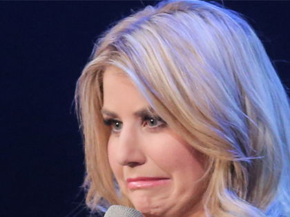 Beatrice Egli: Peinliche Panne - Schlagersängerin ließ ungewollt tief blicken