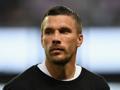 Lukas Podolski: "Mir gehen Spielerfrauen auf die Nerven" - Harte Worte des Profifußballers