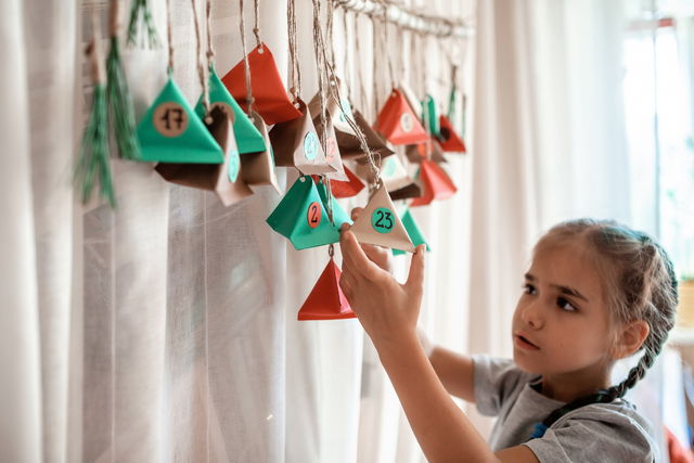 Adventskalender für Kinder 2026: Die schönsten Überraschungen zum Nachshoppen