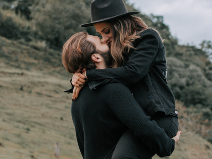 Horoskop: Diese 3 Sternzeichen haben im November Glück in der Liebe - Wer die nächsten Wochen besonders achtsam sein sollte