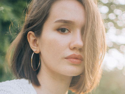 Anti-Aging: Dieses Vitamin-C-Serum aus der Drogerie strafft die Haut sofort - Falten werden ruckzuck geglättet