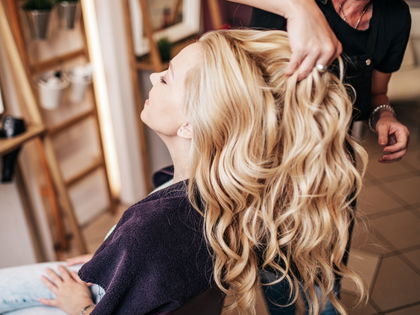 Haarpflege: Dieses Shampoo lieben alle Friseure