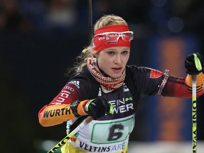Julia Piepers Eltern - Abschied mit Goethe-Traueranzeige - Heute ab 14.30 Uhr wird die 19-jährige Biathletin beigesetzt