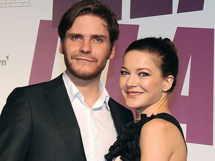 Hannah Herzsprung & Daniel Brühl im OK!-Gespräch - 'Lügen sind erlaubt'