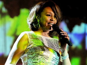 Whitney Houston: 11 falsche Zähne und kaputte Leber - Folge ihres jahrelangen Drogenmissbrauchs
