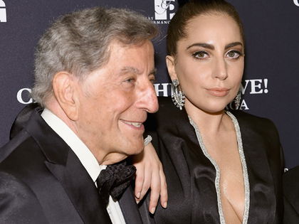 Sympathisch! Hängebusen-Alarm bei Lady Gaga  - Die Sängerin zeigt ihren nicht makellosen Körper in New York
