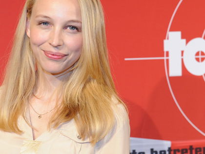 Petra Schmidt-Schaller - So freizügig ist Wotans Kollegin - OK! stellt die 'Tatort'-Blondine vor, die gestern in 'Mord auf Langeoog' zu sehen war
