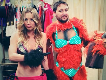 Kaley Cuoco freizügig - Halbnackt nach Brust-OP-Outing - Sie hat Spaß mit 'The Big Bang Theory'-Kollege Wil Whaeton