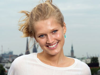 Toni Garrn steht auf String-Tangas und feiert gern - Sie ist ist die neue Botschafterin von Plan International