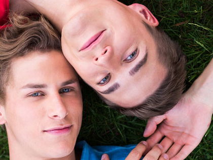 'Lagen nach 5 Minuten im Bett' - Schwule Unter-Uns-Romanze - Heiße Affäre! 'Ringo Beckmann' lernt 'Aaron Hinz' kennen